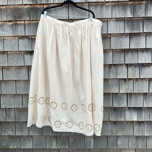 Mango Cream  Skirt with Floral Details
